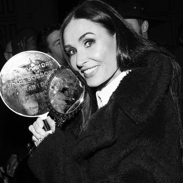 Demi Moore - Magazine and Candid Shoots Collection in demimoore_3299724238737997869.jpg - hidden celebrity photo